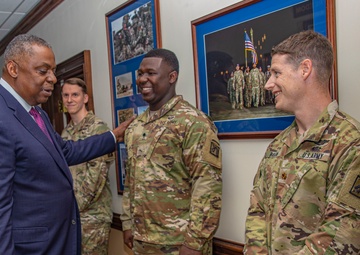 Secretary of Defense Lloyd Austin III visits Fort Bragg to show appreciation for European deployers