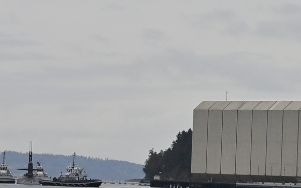 USS Maine moved by Tug Boats at Trident Refit Facility Bangor