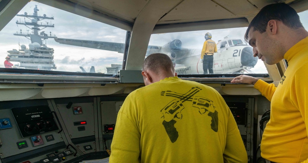 USS Ronald Reagan (CVN 76) conducts flight operations