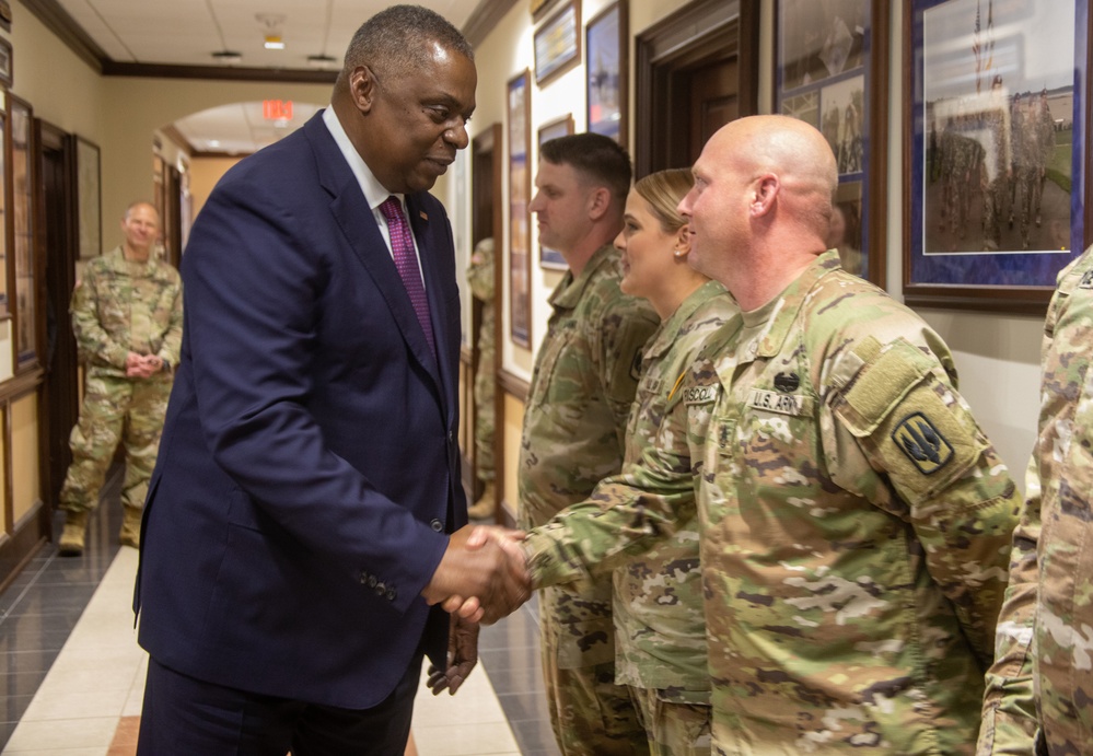 Secretary of Defense Lloyd Austin III visits Soldiers who deployed to Europe