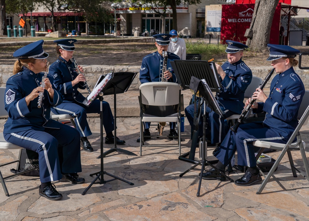 San Antonio Celebrates America's Military