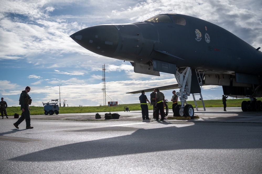 DVIDS - Images - Ellsworth B-1B Lancers Conduct BTF Mission Over ...