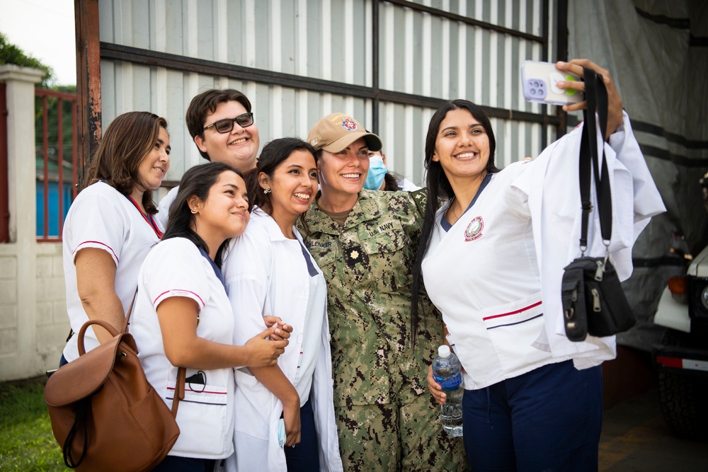 CP22 - Nursing Symposium - Honduras