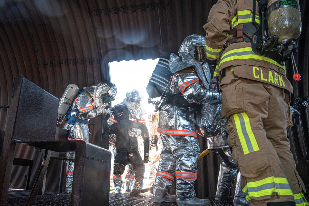 Yokota firefighters conduct bilateral training with JASDF