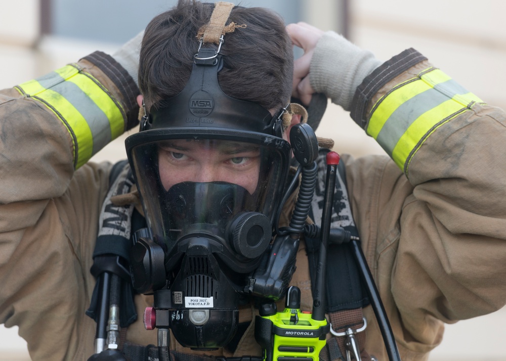 Yokota firefighters conduct bilateral training with JASDF