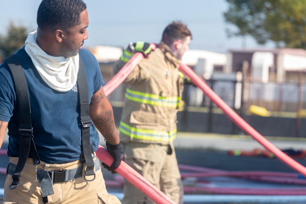 Yokota firefighters conduct bilateral training with JASDF