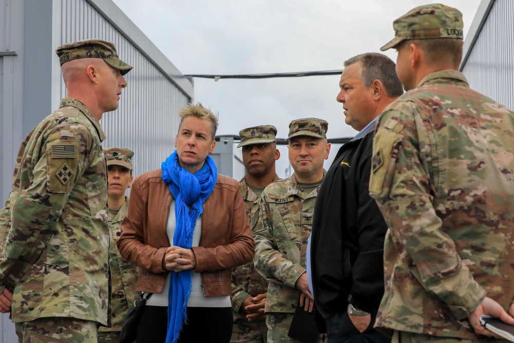 Senator Visits Troops in Pabradė