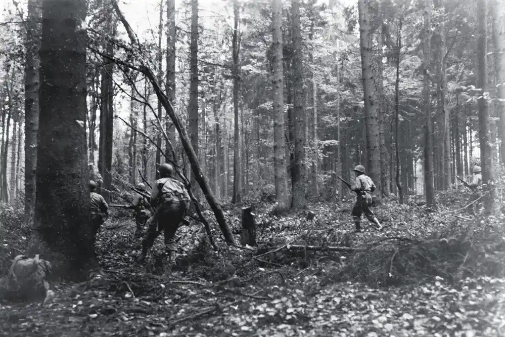 Into The Hürtgen: The 28th ID in World War II’s Battle of Hürtgen Forest