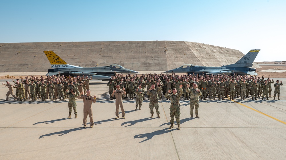 79th &quot;Tigers&quot; group photo