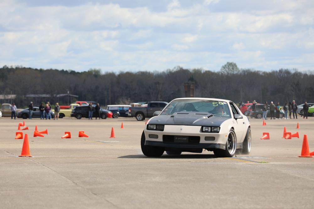 5th Special Forces Group (Airborne) Soldiers hosts Autocross Racing event