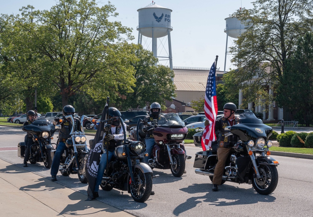 98-year-old former Prisoner of War joins Scott for POW/MIA Day recognition