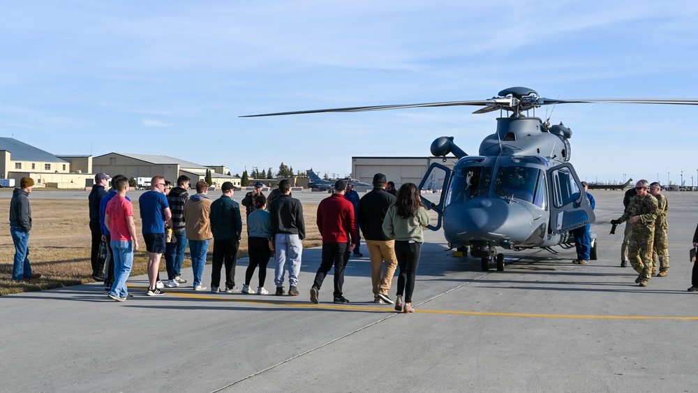 MH-139 Greywolf Landing