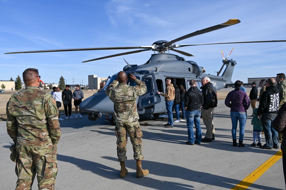 MH-139 Greywolf Landing