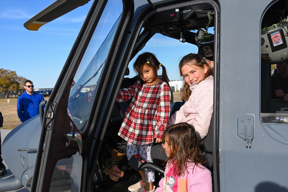 MH-139 Greywolf Landing