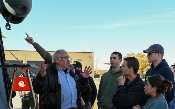 MH-139 Greywolf Landing