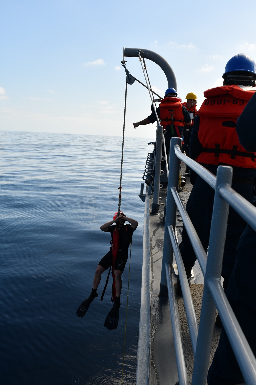 USS Lake Champlain (CG 57) Conducts Family Day Cruise