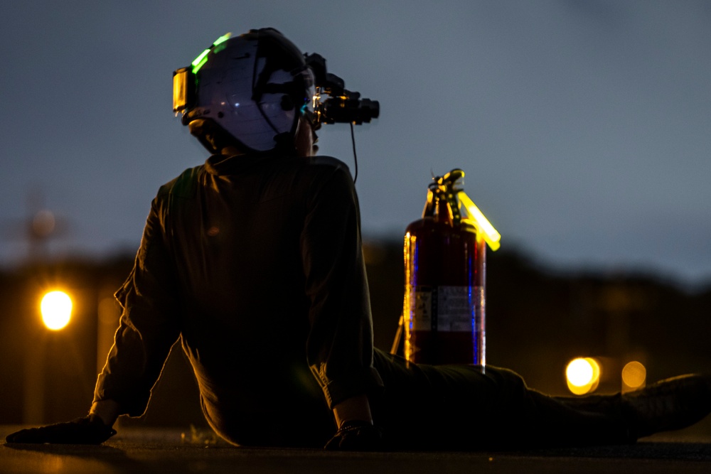 VMGR-152 Conducts Night ADGR