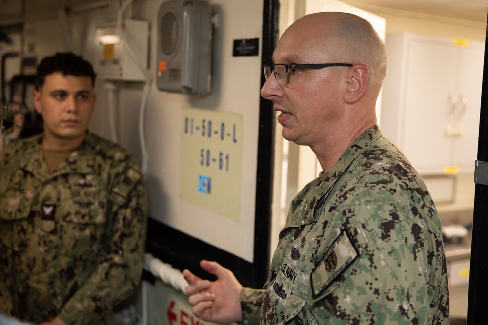 4th RSN and U.S. Navy Submarine Force Staff Talks, Aboard ESL