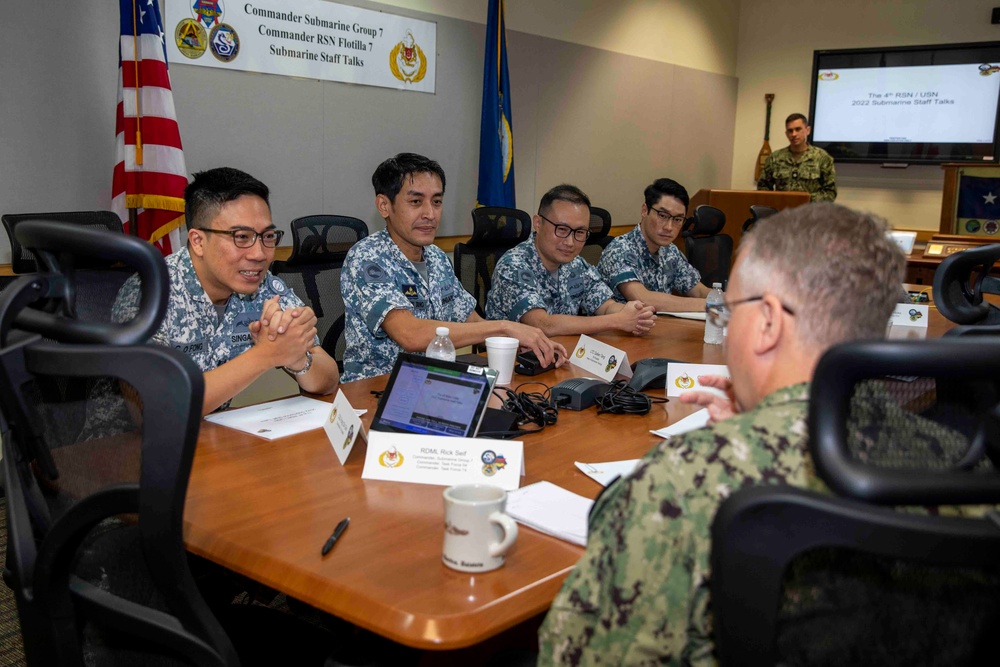4th RSN and U.S. Navy Submarine Force Staff Talks, At CSS-15