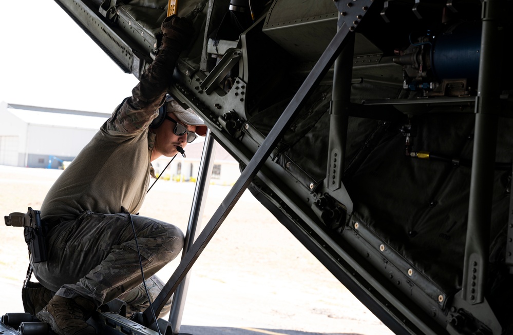 81st ERQS conducts routine flight operations with HOA AOR