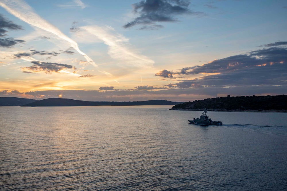 USS George H.W. Bush (CVN 77) Arrives in Split, Croatia