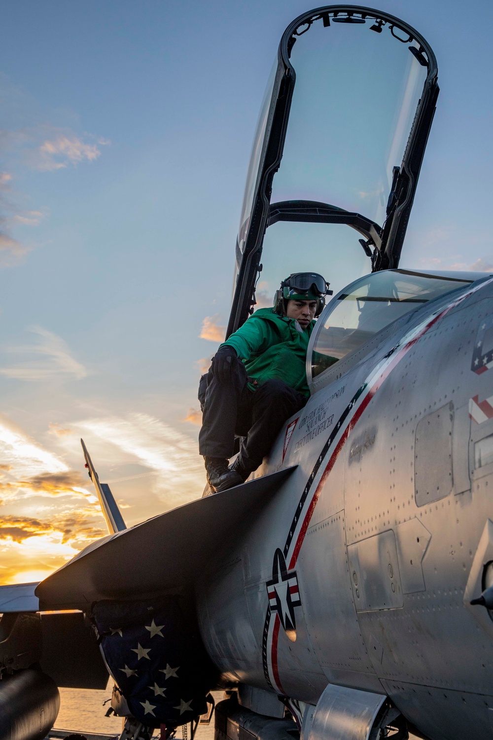 USS George H.W. Bush (CVN 77) Arrives in Split, Croatia