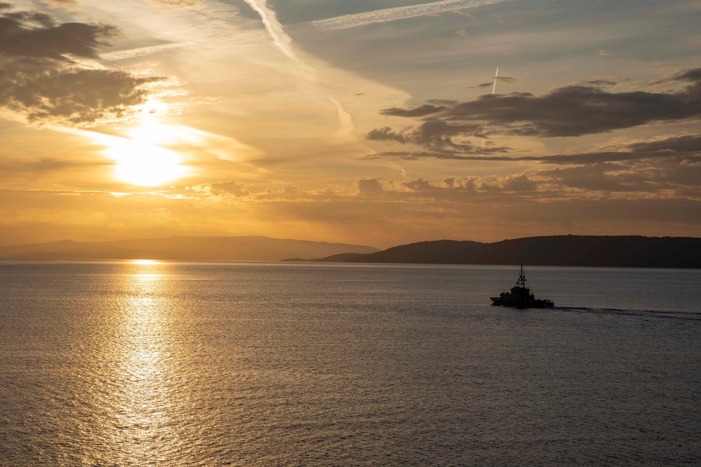 USS George H.W. Bush (CVN 77) Arrives in Split, Croatia