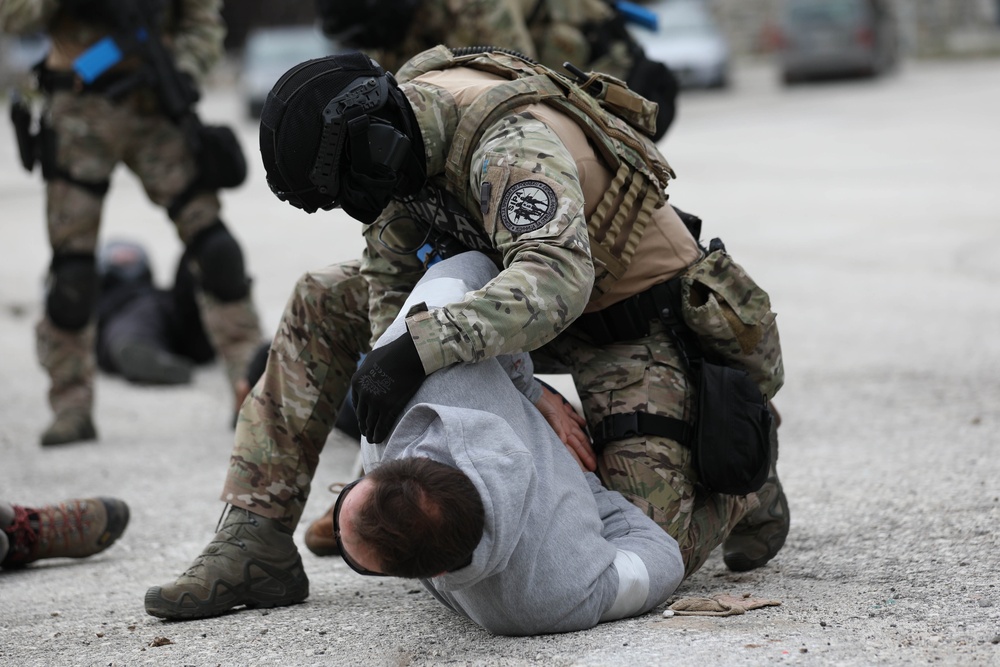 Bosnia-Herzegovina SIPA SUU with 10th Special Forces Group