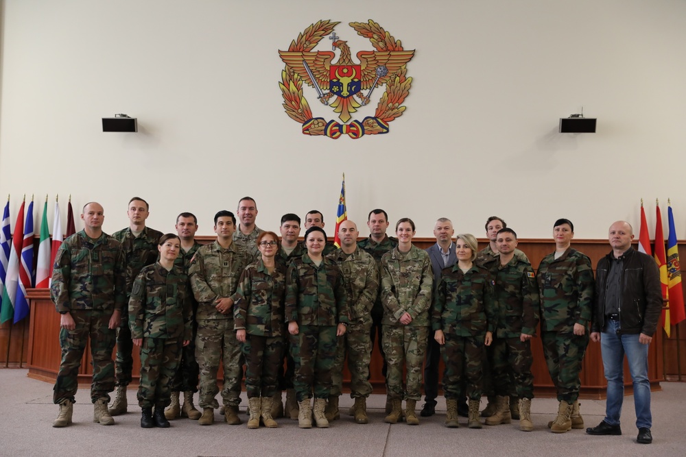 SOCEUR trains with Moldovan public affairs