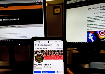 Public servants should act as reputation managers on social media