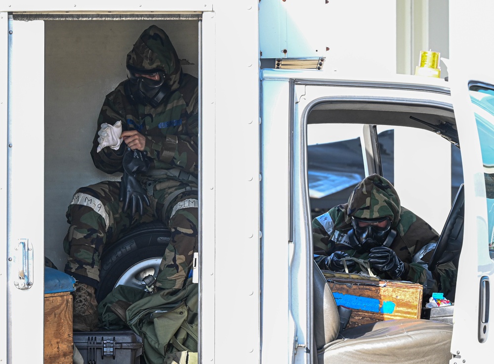 1st FW CBRN Exercise: Gear up and get down!