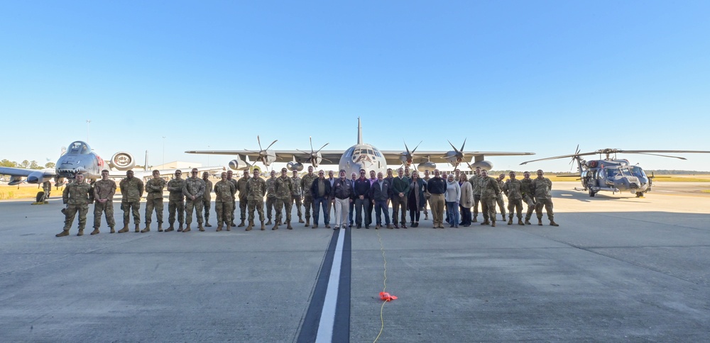 23 MXG hosts Moody's Honorary Commanders