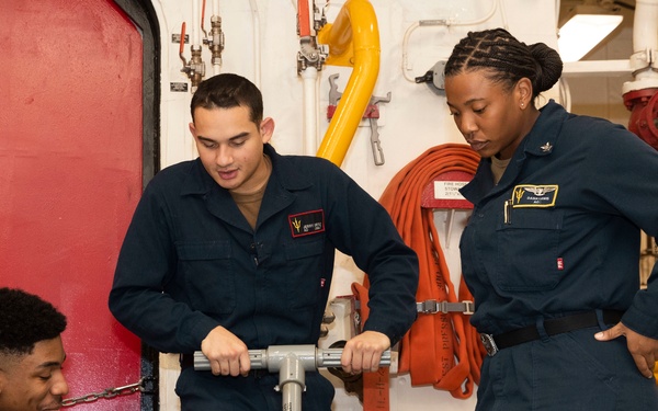 USS Tripoli Ordnance Movement