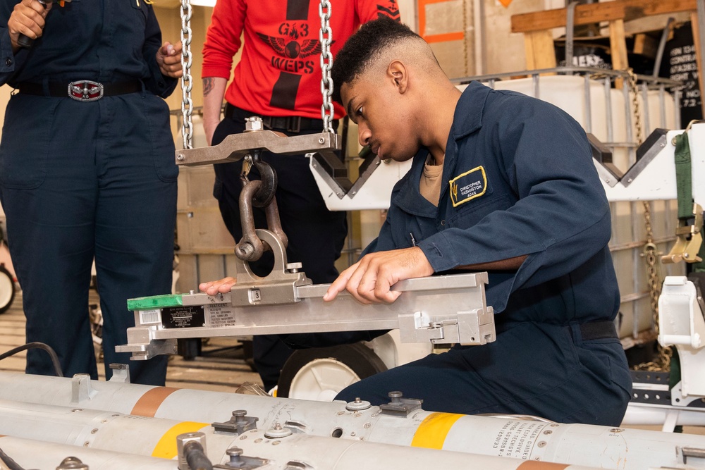 USS Tripoli Ordnance Movement