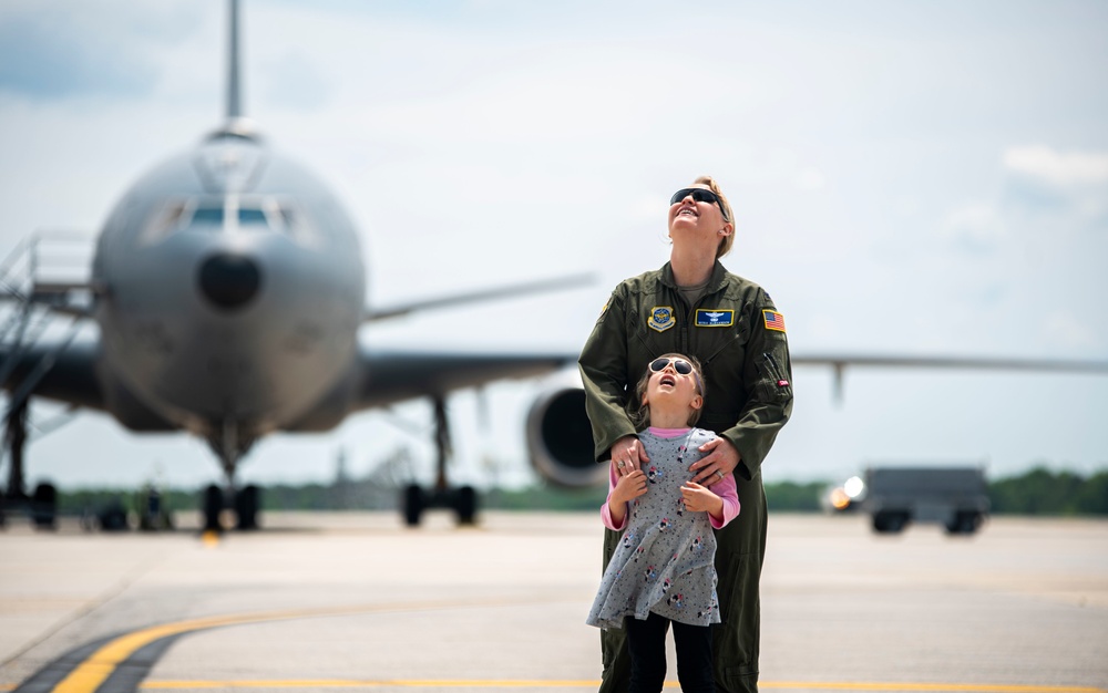 87th Air Base Wing Bids Farewell to Vice Commander