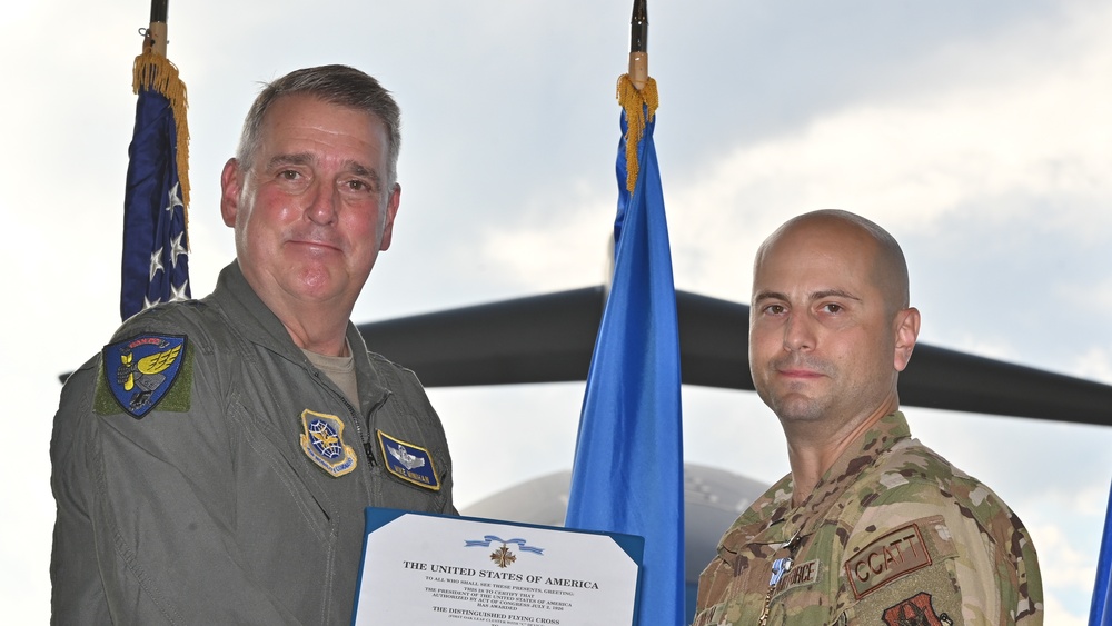 514th AMW Airmen receive award for distinguished flying cross