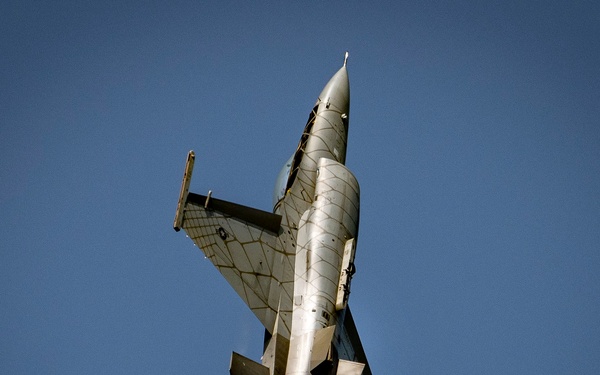 F-16 Viper Demo Team performs at the NAS Oceana Air Show