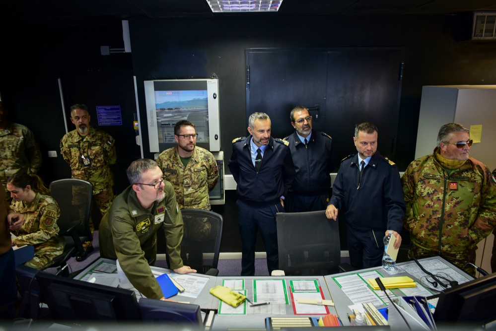 Padova Center leadership visits 31st FW airspace resources to further facilitate cohesion