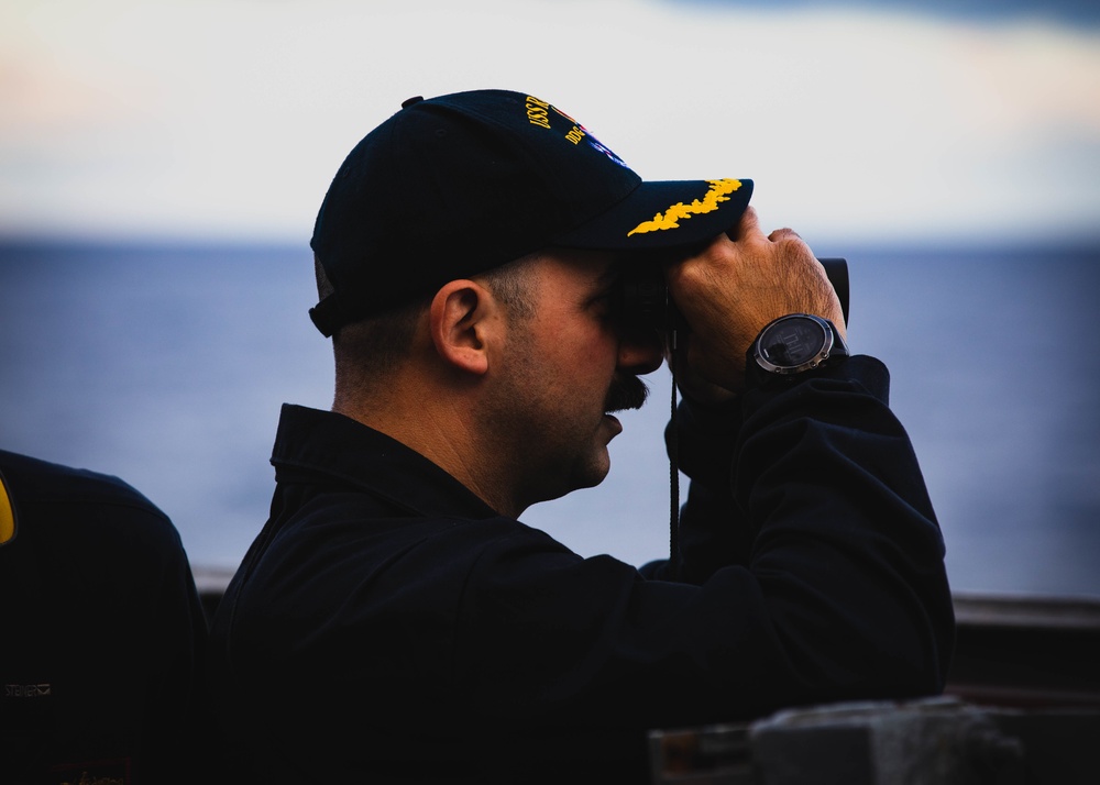 USS Ramage Conducts Replenishment-At-Sea