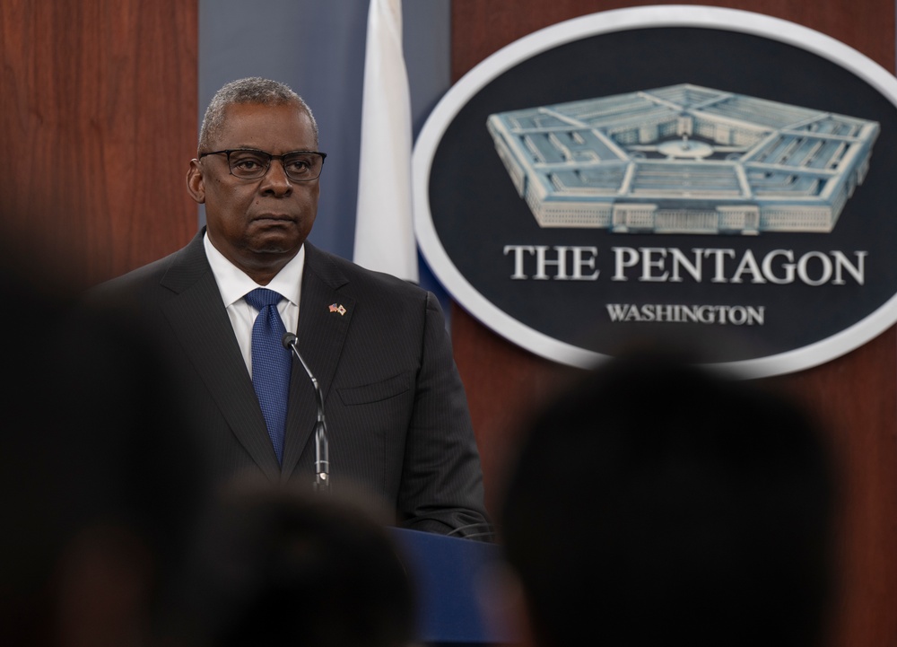 SECDEF and South Korean Minister of Defense Conduct Press Conference