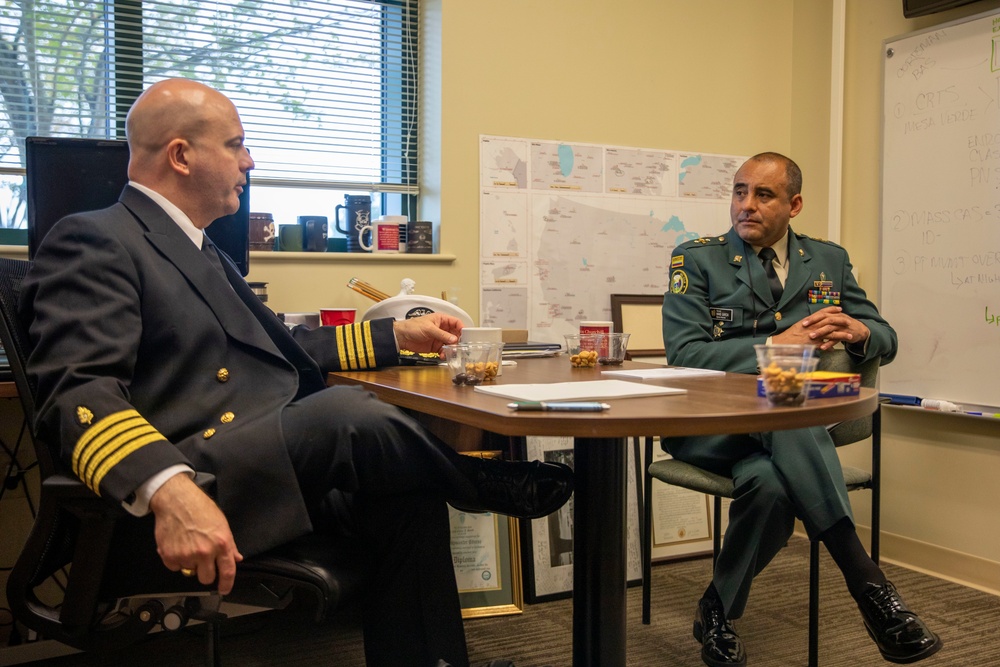 Col. Hans Garcia Visits Marine Forces Reserve