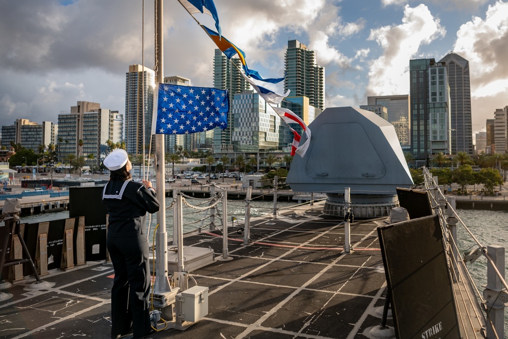 USS Montgomery (LCS 8) Participates in Fleet Week San Diego 2022