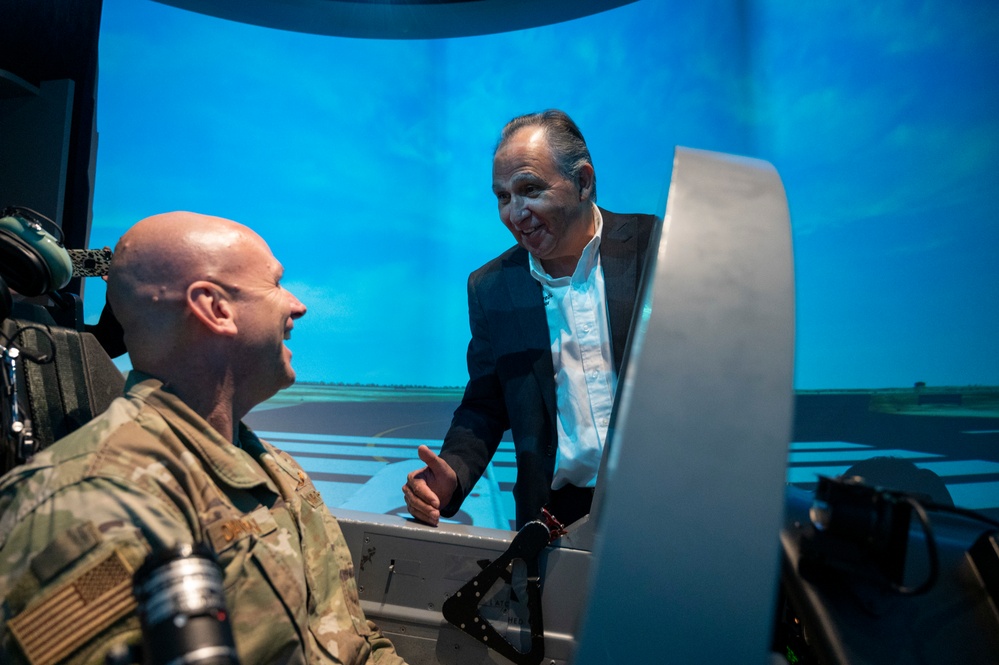 Laughlin welcomes Del Rio, Ciudad Acuña civic leaders