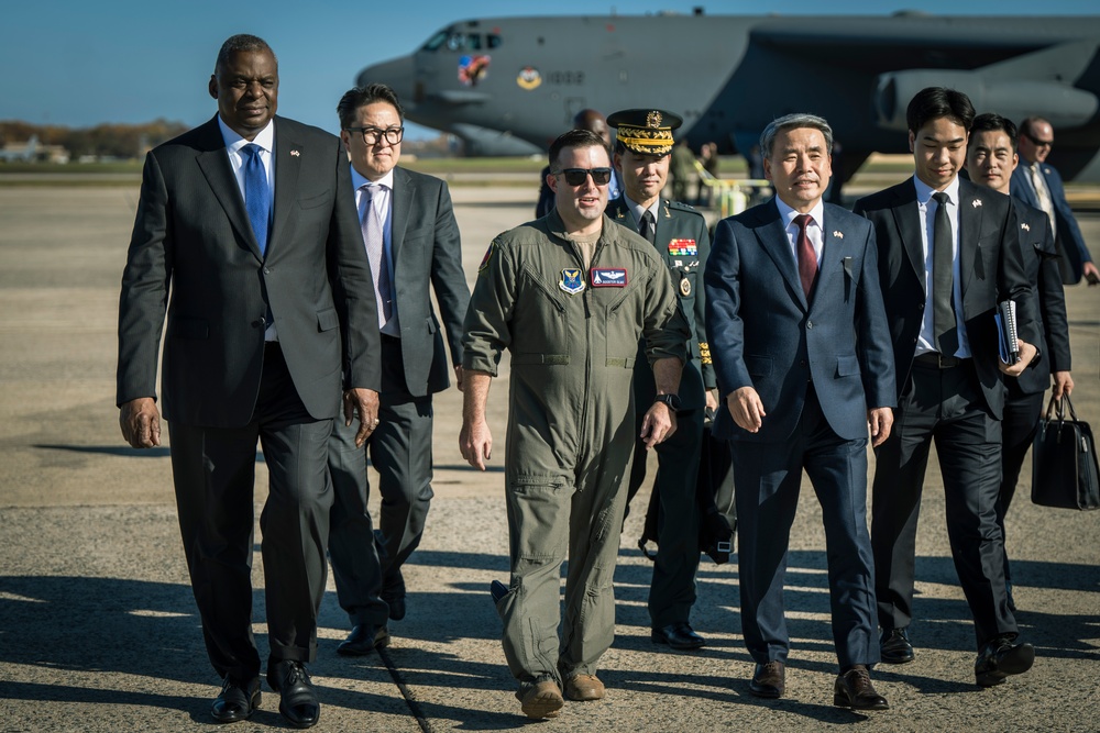 SECDEF/ ROK MoD Visit to Korean War Memorial and Joint Base Andrews