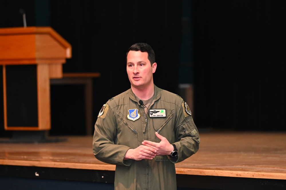 3rd Wing commander hosts all call; outlines mission