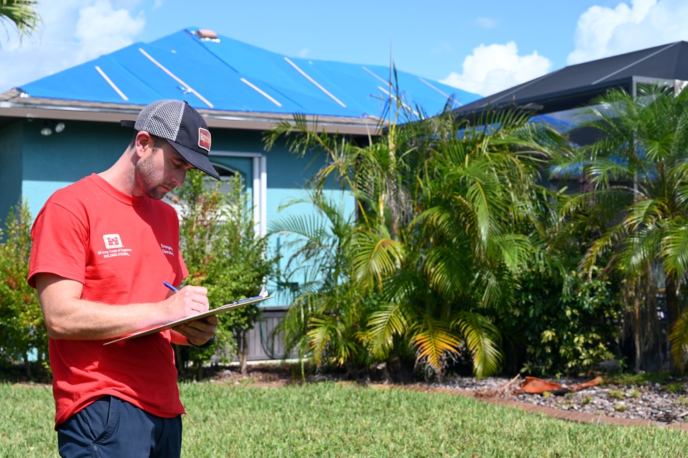 USACE continues installing blue roofs in southwest Florida