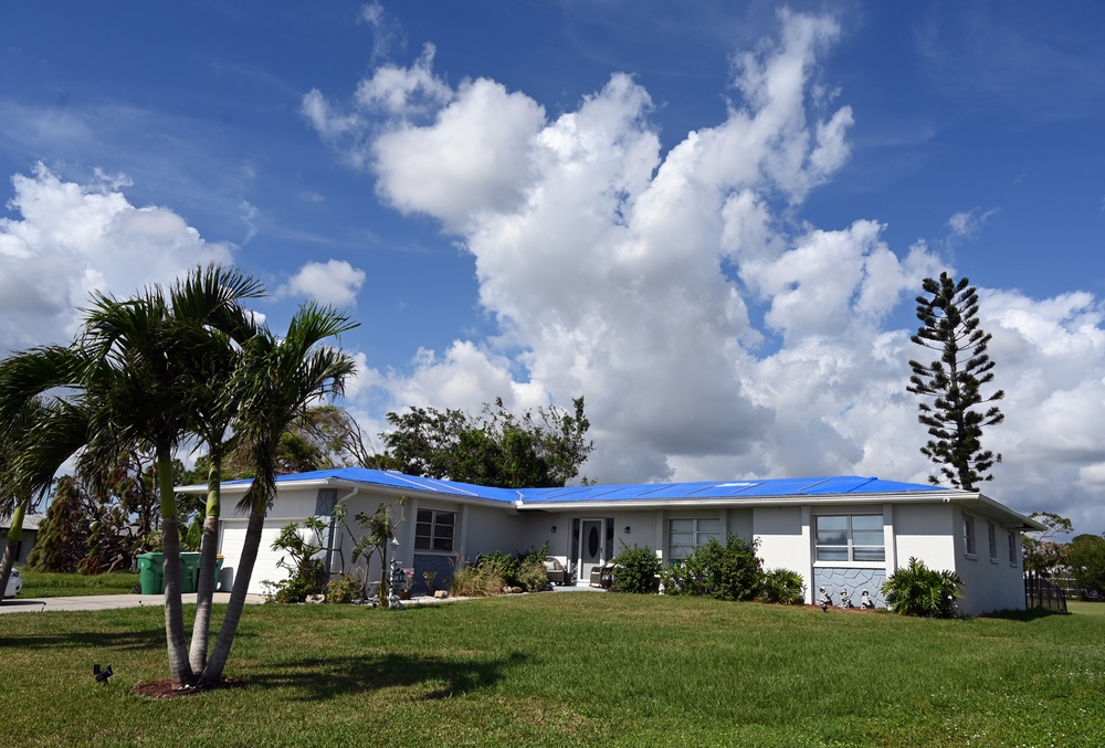 USACE continues installing blue roofs in southwest Florida