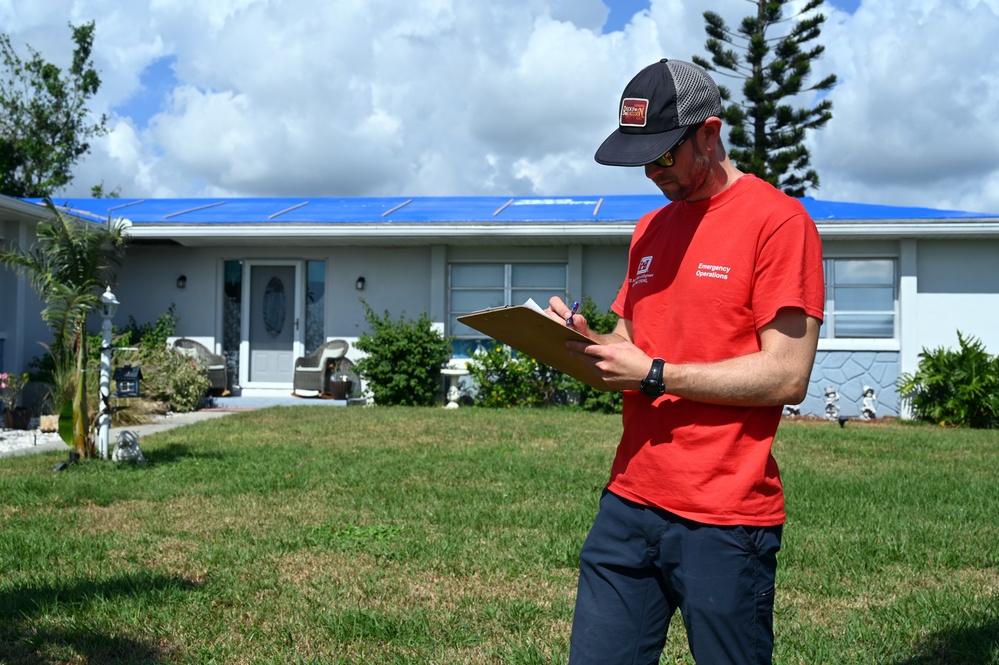 USACE continues installing blue roofs in southwest Florida