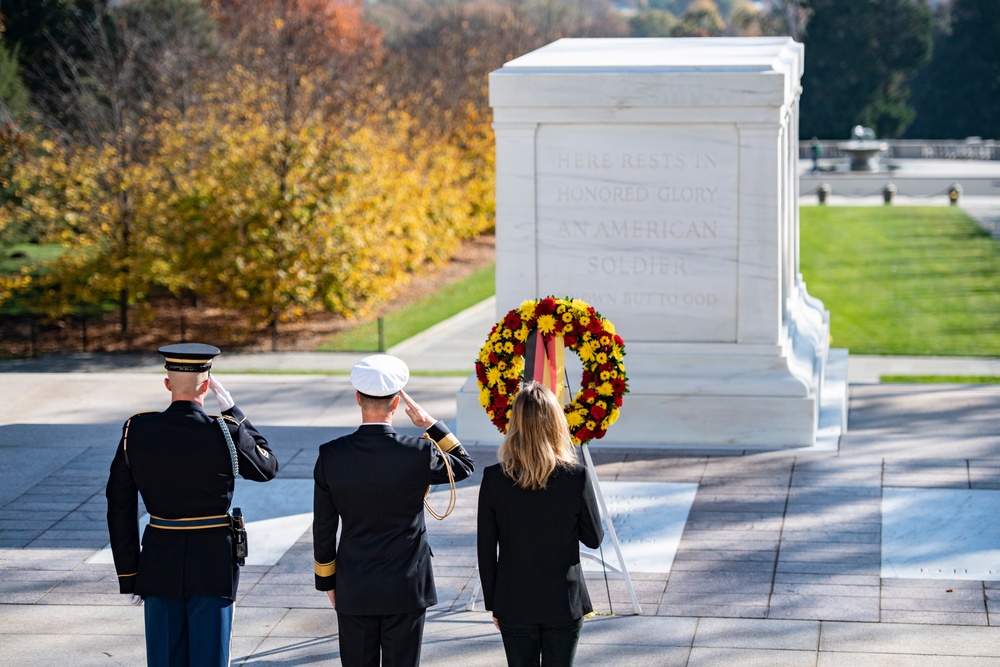 German Deputy Defense Minister Siemtje Möller Participates in a Public Wreath-Laying Ceremony at the Tomb of the Unknown Soldier