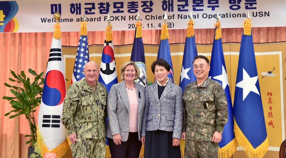 U.S. Chief of Naval Operations Visits Republic of Korea; Meets with ROK Leadership and Sailors